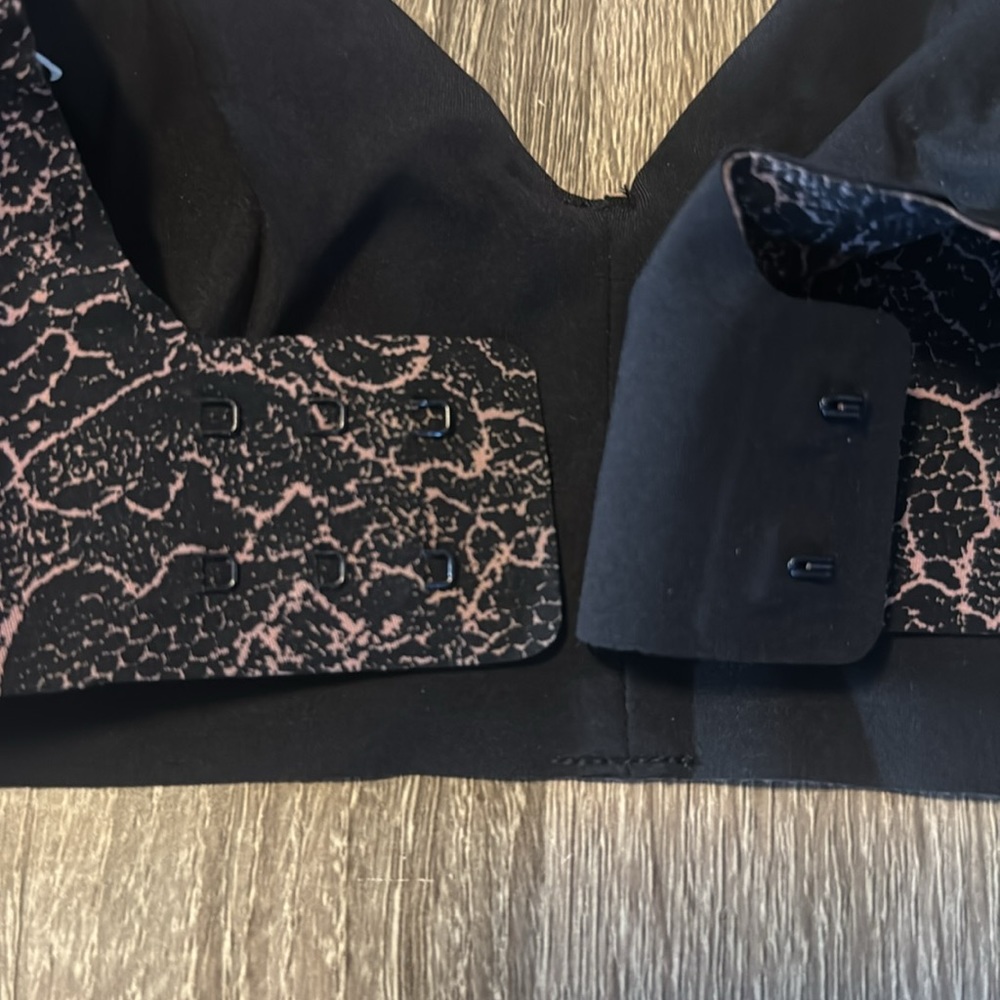 Lululemon Bra - Picture 4 of 6